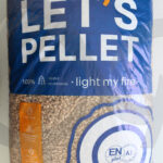 Pellet drzewny Lets pomarańczowy worek z bliska Paleko